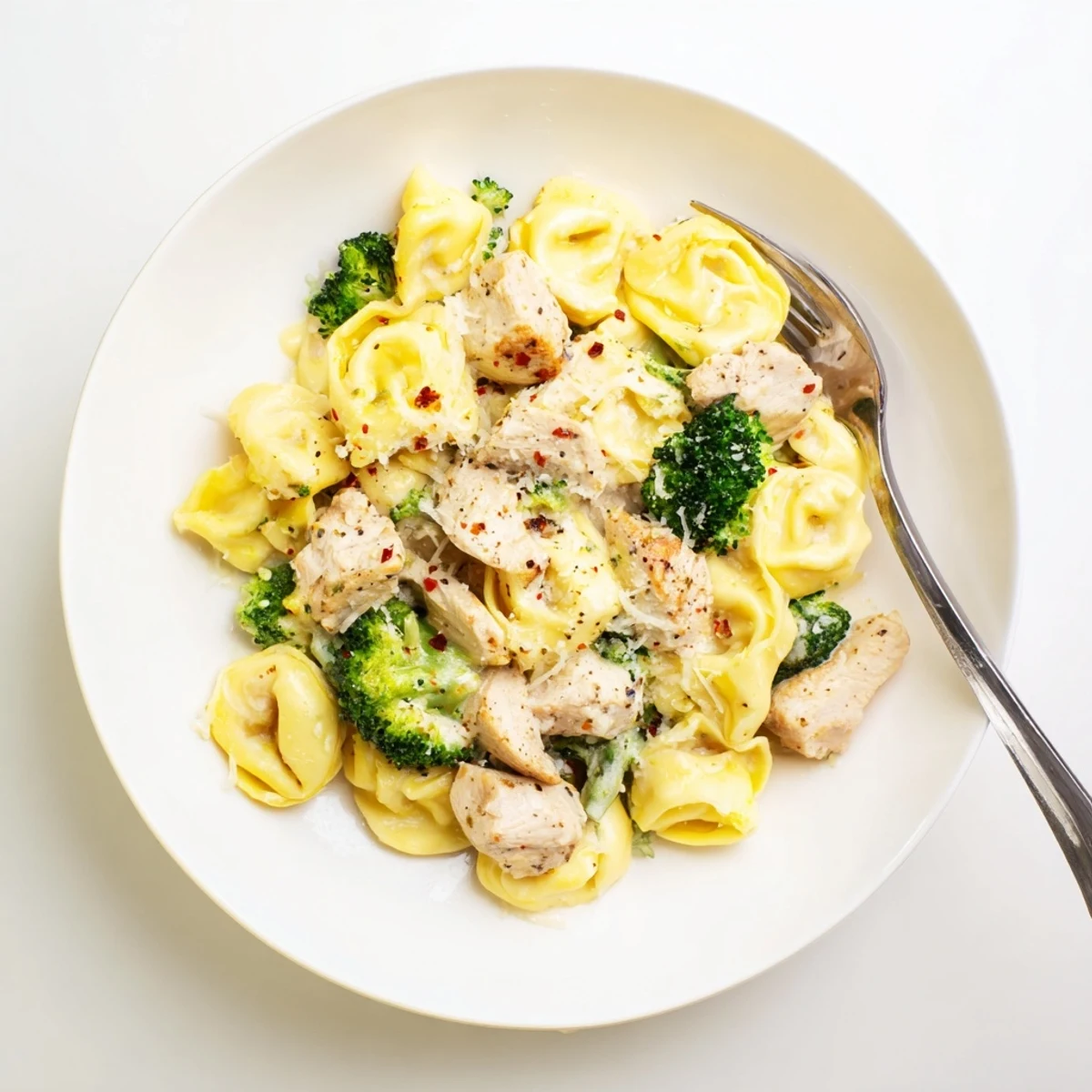 Creamy Garlic Parmesan Tortellini Chicken