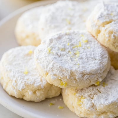 Delicious Lemon Meltaways Light Treats