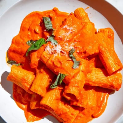 Roasted Red Pepper Pantry Pasta